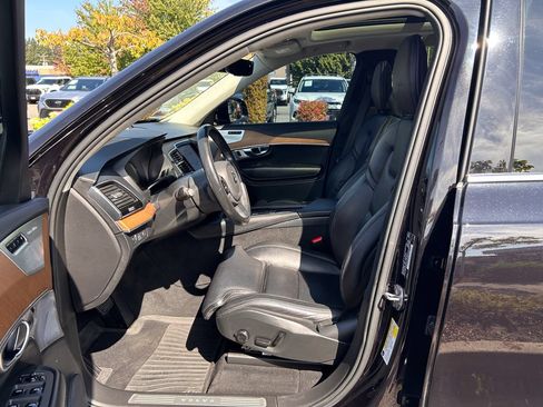 Used 2019 Volvo XC90 T8 Inscription w/ Luxury Package AWD/4WD image 22
