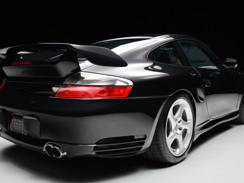 Used 2003 Porsche 911 GT2 RWD image 24