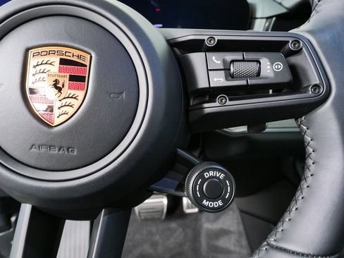 Certified 2026 Porsche Cayenne S AWD/4WD image 11