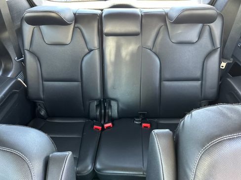 Used 2022 Kia Telluride EX w/ EX Premium Package AWD/4WD image 14
