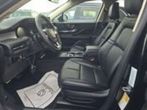 Used 2023 Lincoln Corsair AWD w/ Equipment Group 101A image 2