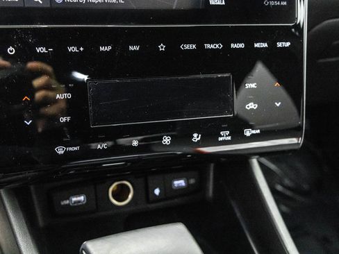 Used 2023 Hyundai Santa Cruz SEL Premium image 28