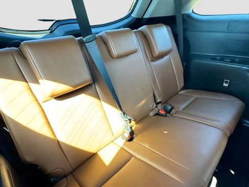 Used 2019 Toyota Highlander Limited AWD/4WD image 29