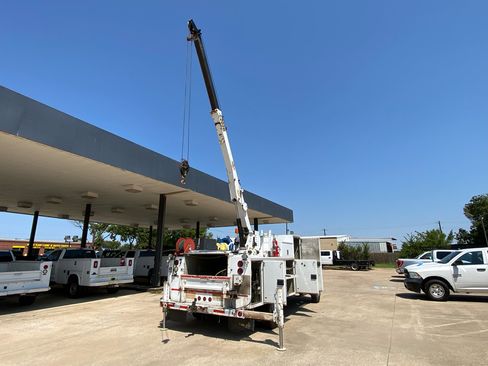 Used 2011 Ford F550 2WD Regular Cab Super Duty w/ Payload Upgrade Pkg image 43