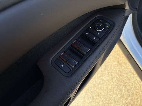 Used 2026 Lexus RX 350 AWD w/ Convenience Package image 15