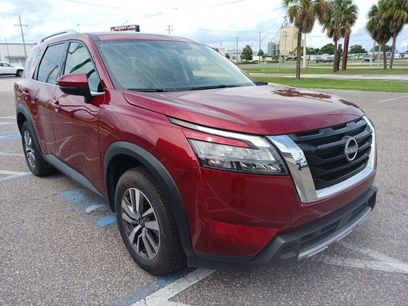 Used 2025 Nissan Pathfinder SL