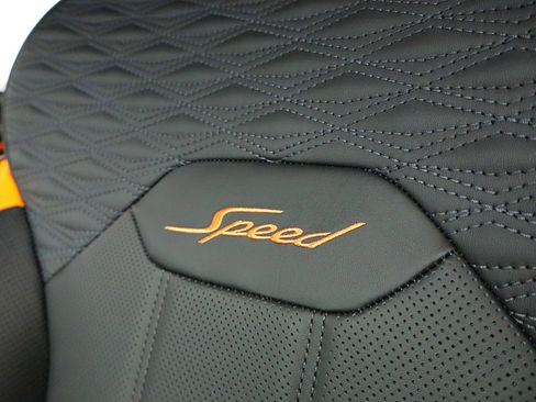 New 2026 Bentley Bentayga Speed image 33