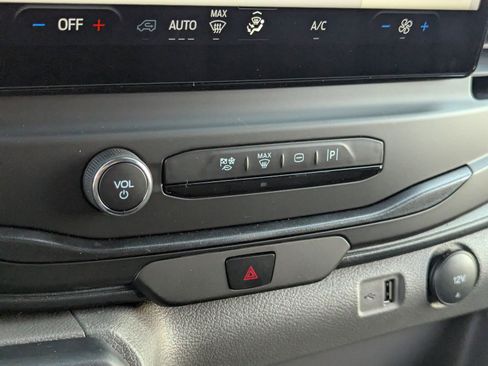 New 2026 Ford Transit 250 148 High Roof image 25