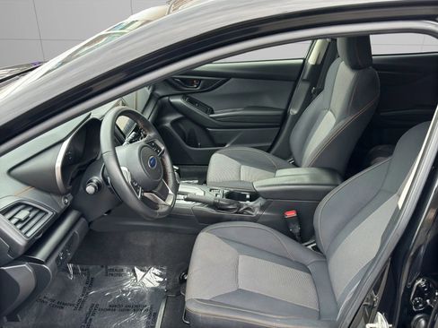 Used 2021 Subaru Crosstrek 2.0i Premium image 11