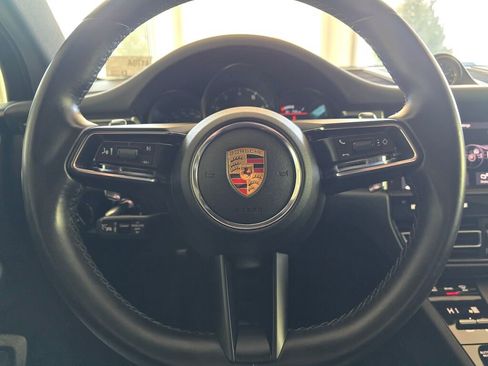 Used 2023 Porsche Macan image 27