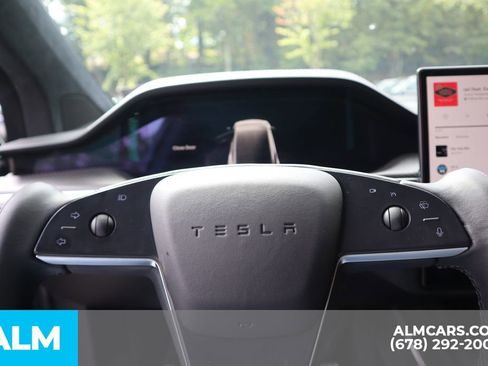 Used 2022 Tesla Model X Plaid image 31