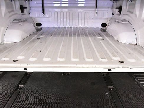 Used 2022 Ford F150 Lariat image 13