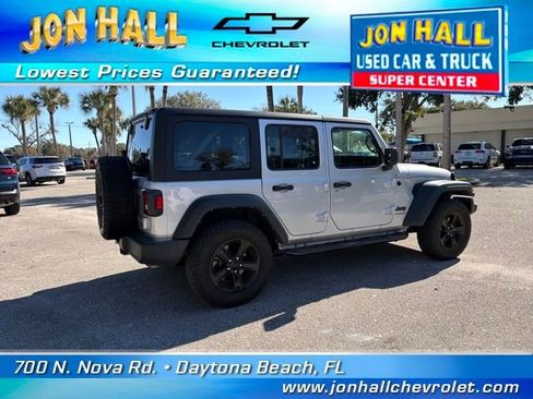 Used 2022 Jeep Wrangler Unlimited Sport image 13