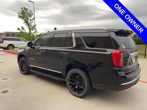 Used 2022 GMC Yukon SLT w/ SLT Premium Package image 4