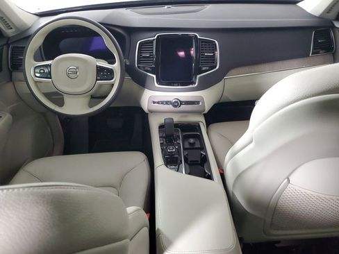Used 2023 Volvo XC90 B6 Plus w/ Protection Package Premier AWD/4WD image 16