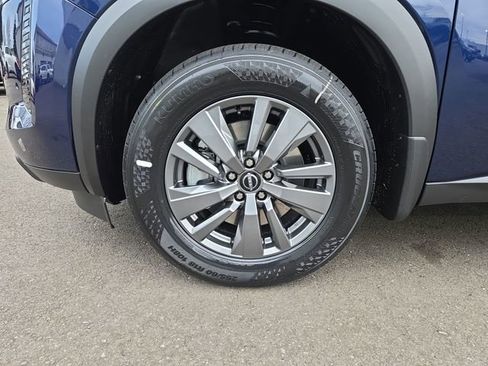 New 2026 Nissan Pathfinder SV image 31