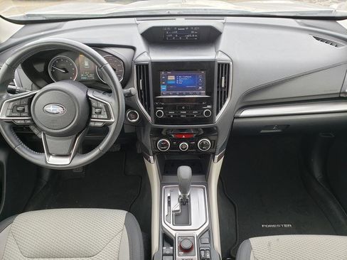 Used 2023 Subaru Forester Premium image 20