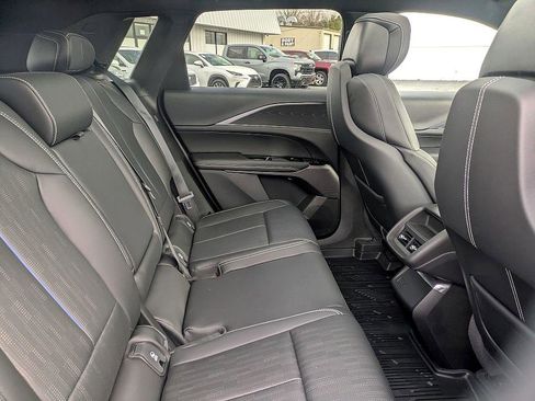 Certified 2025 Cadillac Lyriq Luxury image 26