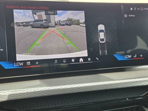 Used 2025 BMW i4 xDrive40i AWD/4WD image 18