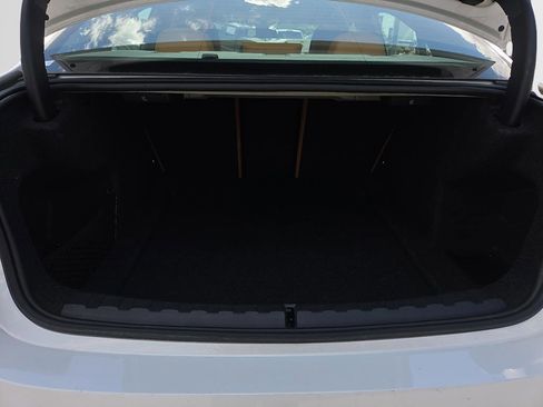 Used 2025 BMW 330i Sedan RWD image 7
