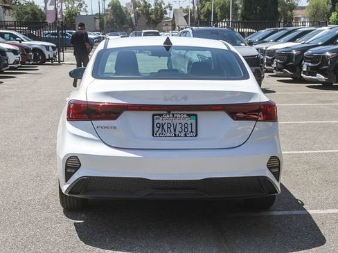 Certified 2024 Kia Forte LXS FWD image 9