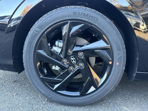 New 2026 Hyundai Elantra Sport image 12