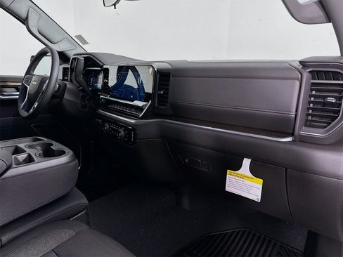 New 2026 Chevrolet Silverado 1500 LT image 29