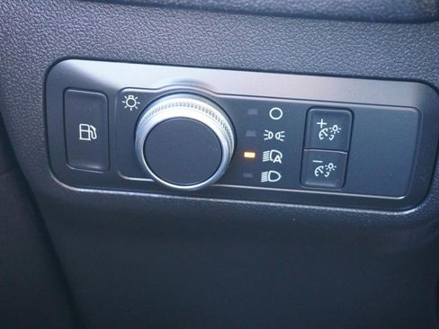 Used 2021 Ford Escape SE image 10