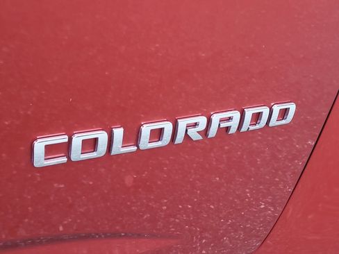 Used 2016 Chevrolet Colorado W/T w/ WT Convenience Package RWD image 7