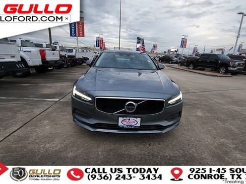 Used 2018 Volvo S90 T5 Momentum FWD image 3