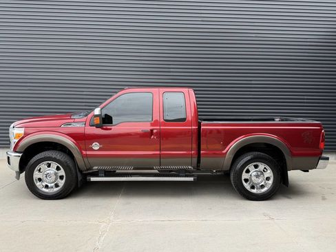 Used 2015 Ford F250 Lariat w/ Chrome Package image 10