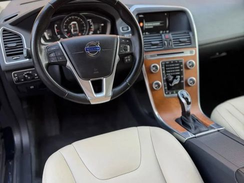 Used 2017 Volvo XC60 T6 Inscription w/ Climate Package AWD/4WD image 33