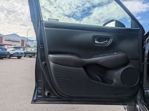 Used 2023 Honda HR-V Sport image 14