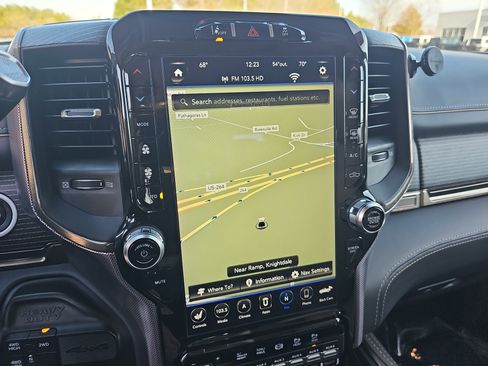 Used 2020 RAM 2500 Limited image 23