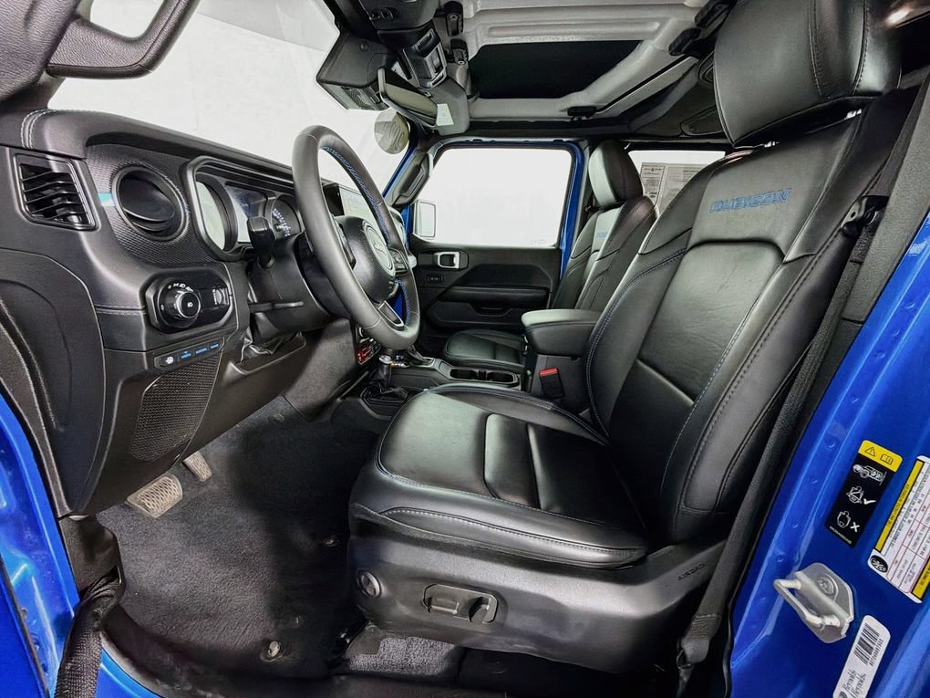 Used 2024 Jeep Wrangler Unlimited Rubicon 4xe AWD/4WD image 12