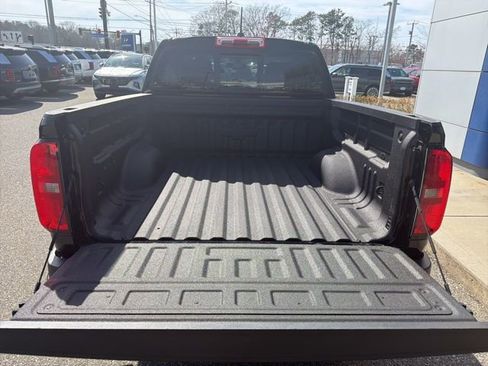 Used 2021 Chevrolet Colorado LT w/ LT Convenience Package image 8