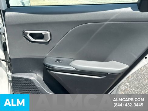 Used 2025 Kia K4 FWD image 18
