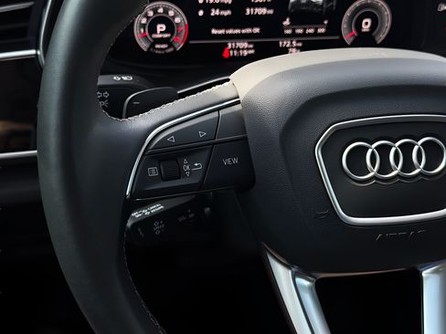 Used 2023 Audi Q8 Premium Plus AWD/4WD image 16