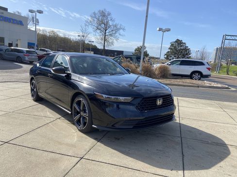 New 2025 Honda Accord Sport image 2