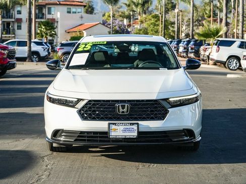 Used 2025 Honda Accord Sport image 2