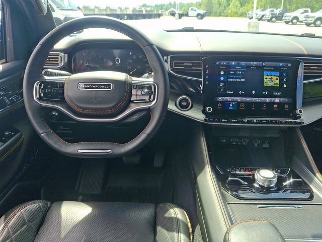 Used 2023 Jeep Grand Wagoneer Series III w/ Rear Seat Video Group 1 AWD/4WD image 11