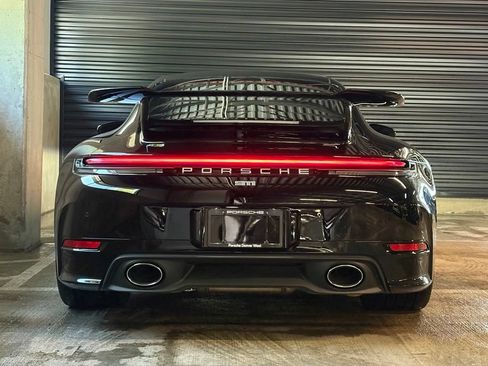 Used 2025 Porsche 911 Carrera RWD image 8
