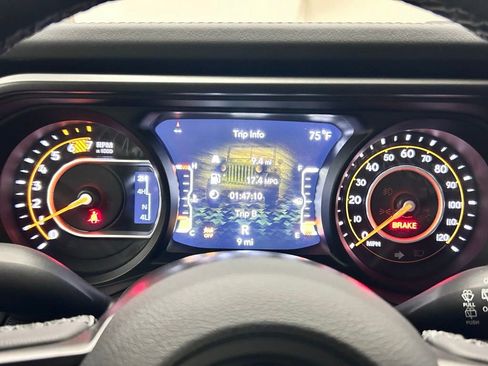 New 2026 Jeep Wrangler Unlimited Rubicon AWD/4WD image 20