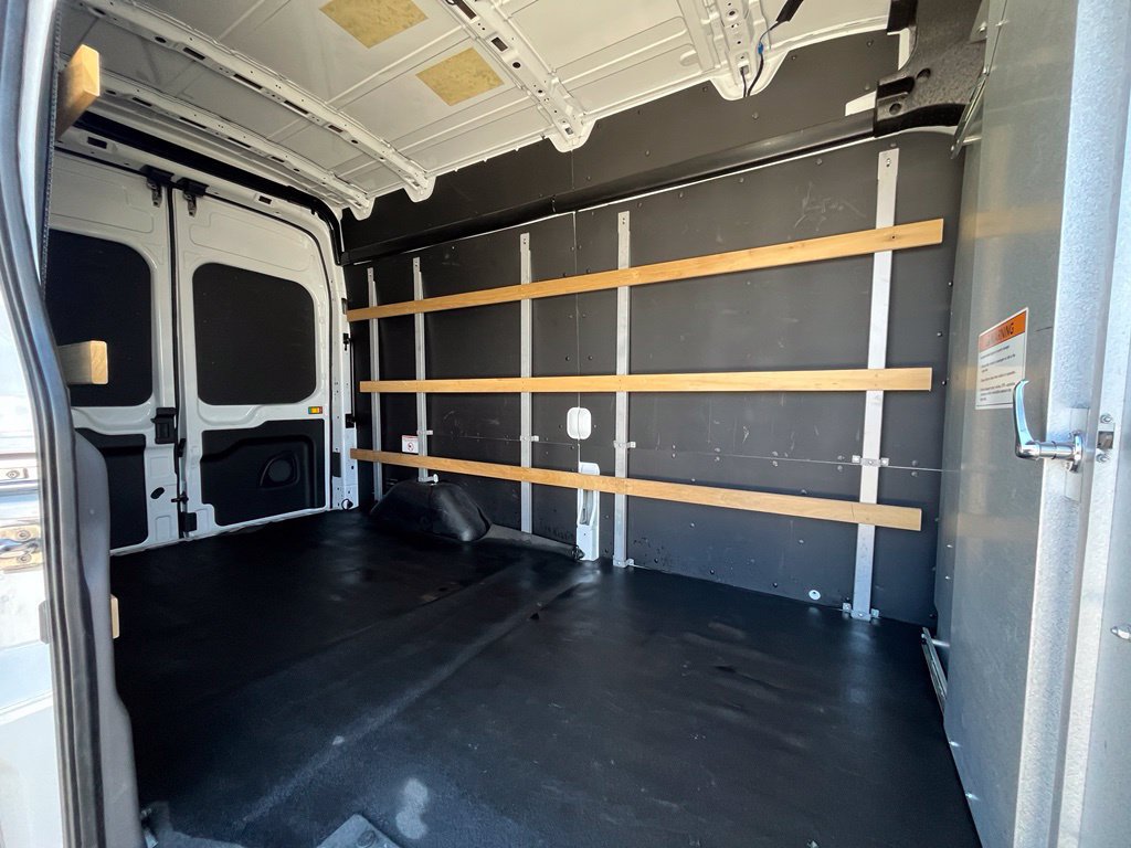 Used 2022 Ford E-Transit 148 High Roof w/ Load Area Protection Package RWD image 13