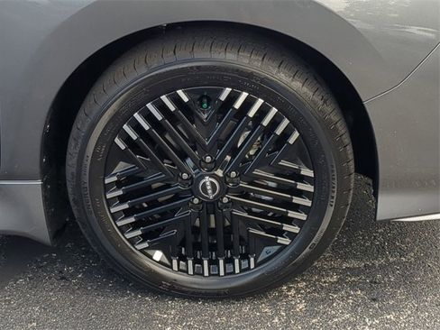 New 2025 Nissan Leaf SV Plus image 10