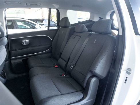 New 2026 Hyundai Ioniq 9 SE image 20