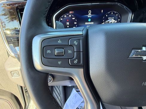 Used 2024 Chevrolet Silverado 1500 LT Trail Boss w/ Convenience Package II image 21