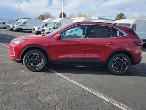 New 2026 Ford Escape Platinum w/ Premium Technology Package image 5