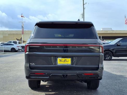 New 2026 Lincoln Navigator L Black Label AWD/4WD image 5