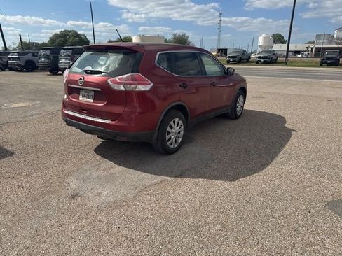 Used 2016 Nissan Rogue S image 6